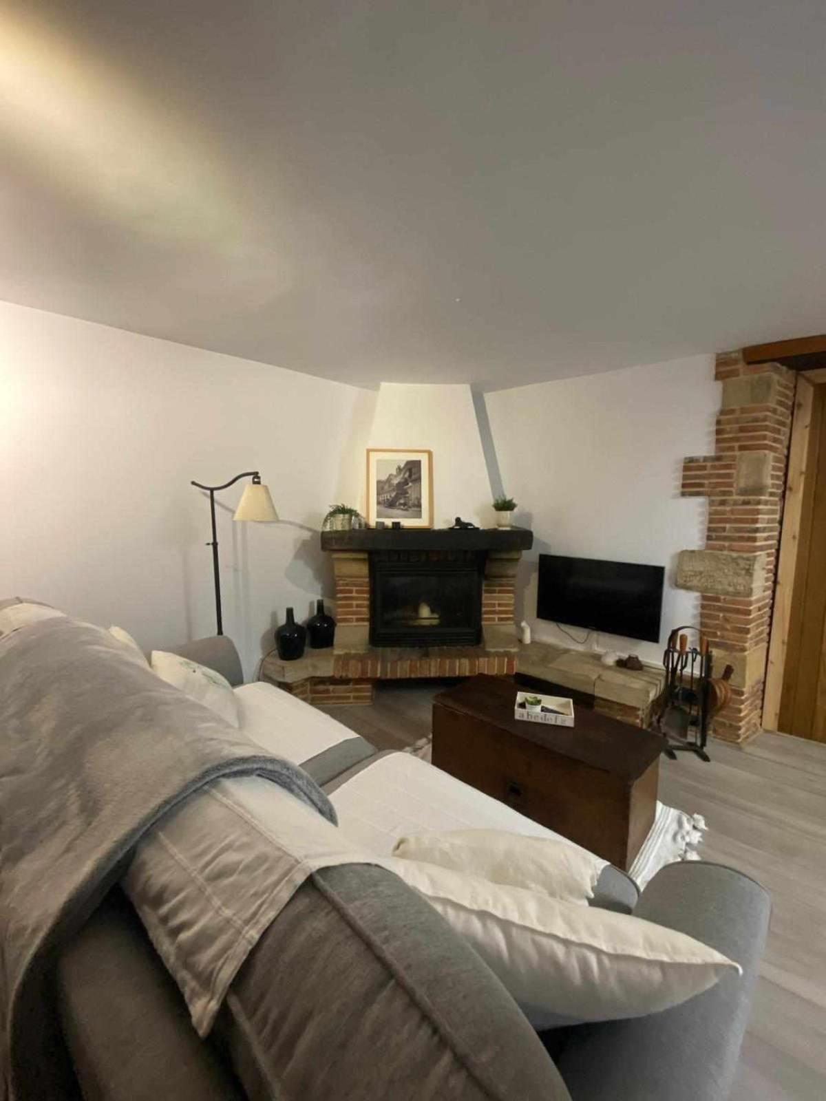 Casa Parejas La Casa De Quintanilla 1 Pensionat Quintanilla las Torres Eksteriør billede